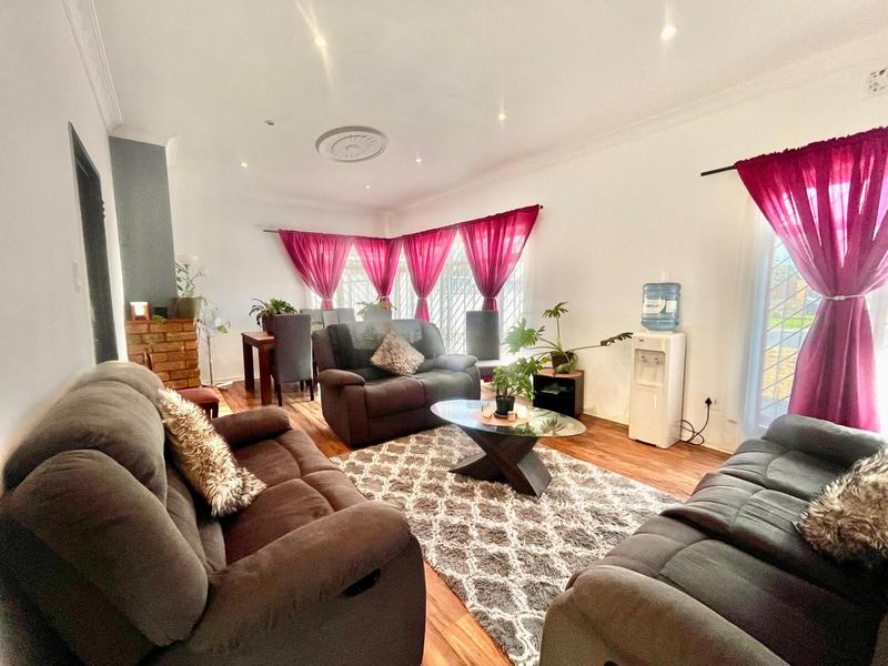 4 Bedroom Property for Sale in Retreat Western Cape